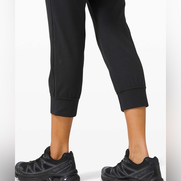 Lululemon Ready to Rulu Jogger Crop - Picture 4 of 10